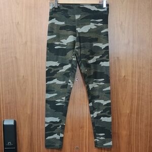5/$15 Garage Camo Print Leggings S